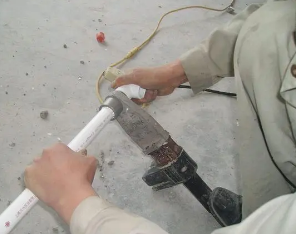 安仁漏水维修电话